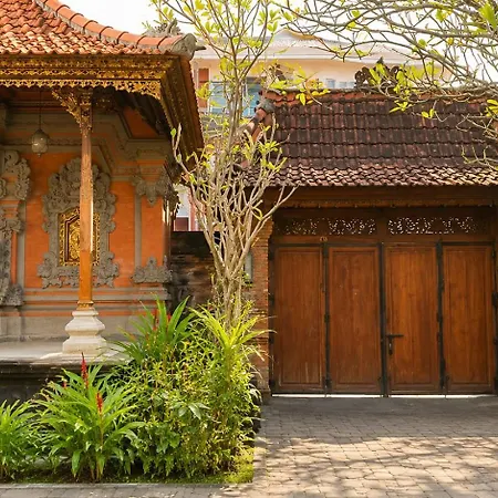 Nakula Familiar Inn